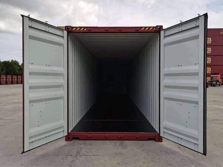 40Ft X 8Ft Used Cargo-Worthy Dry Van - interior view