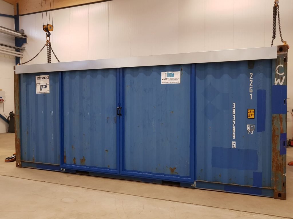 20ft Hi Cube Container (9′ 6″ high) suitable for IBC storage Sliding Door - front view