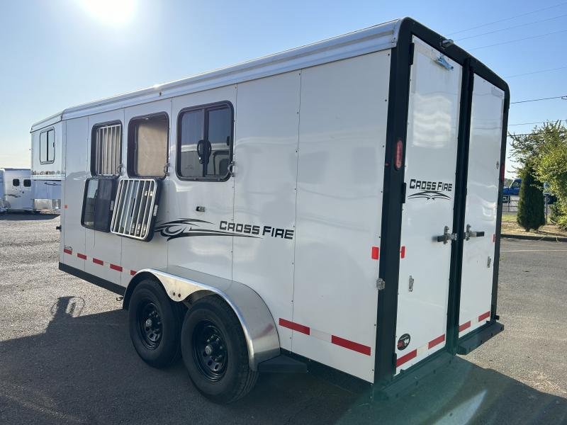 2022 Logan Coach Crossfire 3 Horse Gooseneck - detail view 3