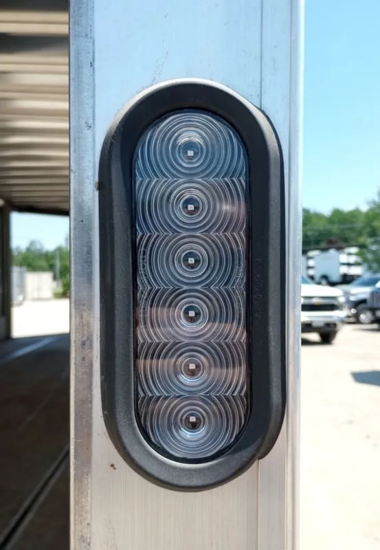 Mission Trailers 101×22 Aluminum 4-Place - detail view 6