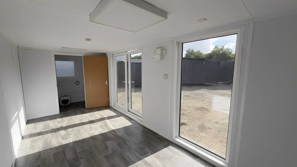 24ft x 9ft Site Office with Toilet – Sales Office / Marketing Suite / Portable Site Cabin - detail view 9